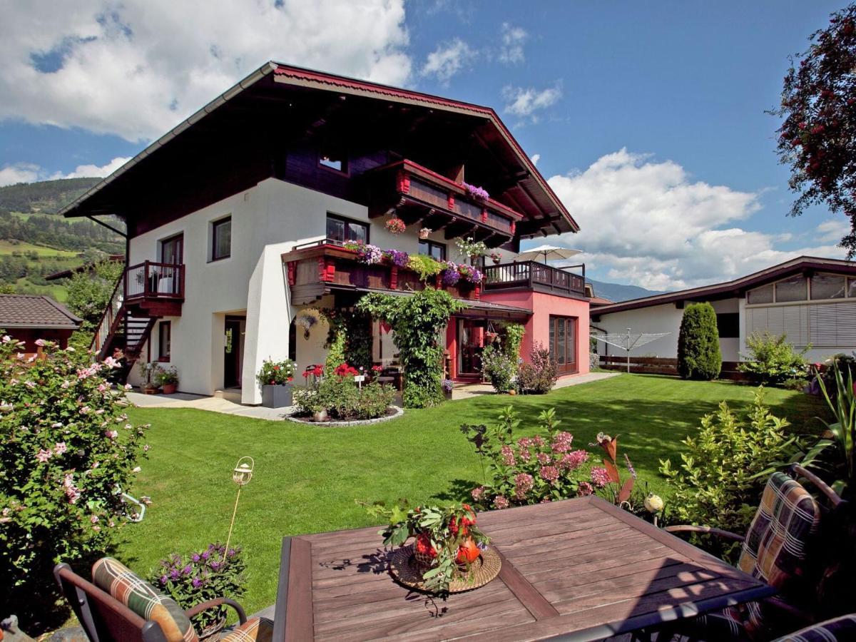 Apartment In Bramberg Am Wildkogel With Balcony Buitenkant foto